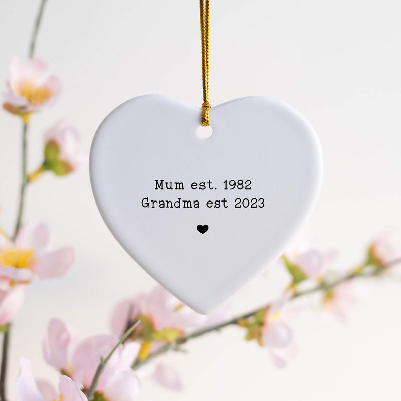 Personalized Mum & Grandma Established Year Ornament – Heart-Shaped Ceramic Keepsake